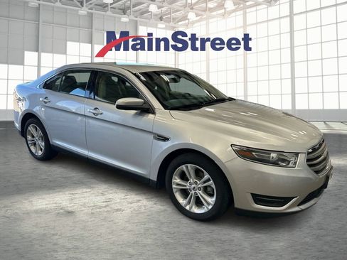 Used 2016 Ford Taurus SEL FWD image 7