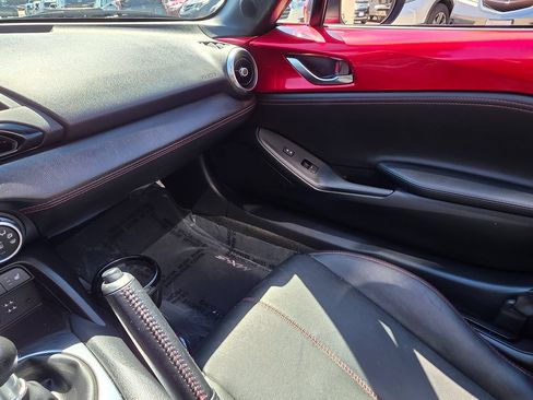 Used 2016 MAZDA MX-5 Miata Grand Touring RWD image 30