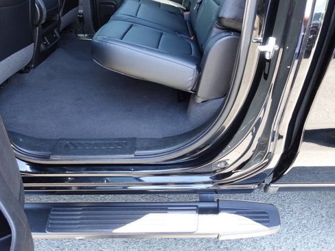 Used 2022 Chevrolet Silverado 1500 Custom Trail Boss image 24