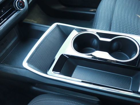 Used 2025 Chevrolet Equinox LT image 16