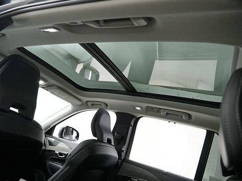 Certified 2023 Volvo XC90 T8 Ultimate w/ Protection Package Premier AWD/4WD image 26