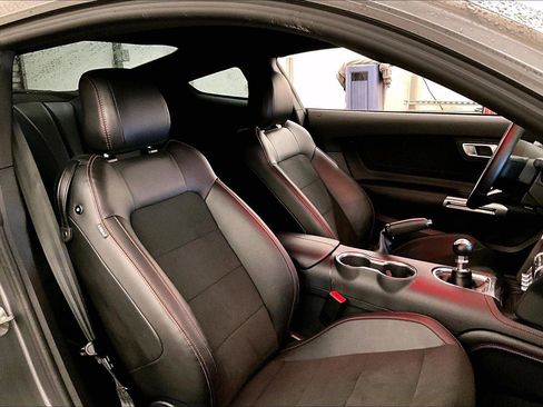 Certified 2022 Ford Mustang GT Premium w/ Equipment Group 401A image 7