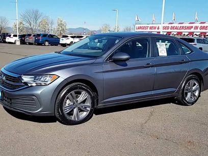 Used 2024 Volkswagen Jetta SE