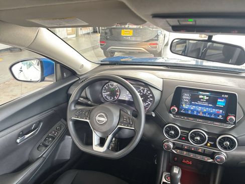Used 2025 Nissan Sentra SV FWD image 28