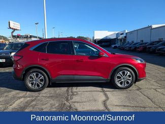 Used 2022 Ford Escape SEL w/ Technology Package video 3