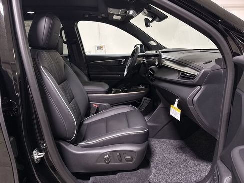 New 2026 Buick Enclave Avenir w/ Super Cruise Package AWD/4WD image 23