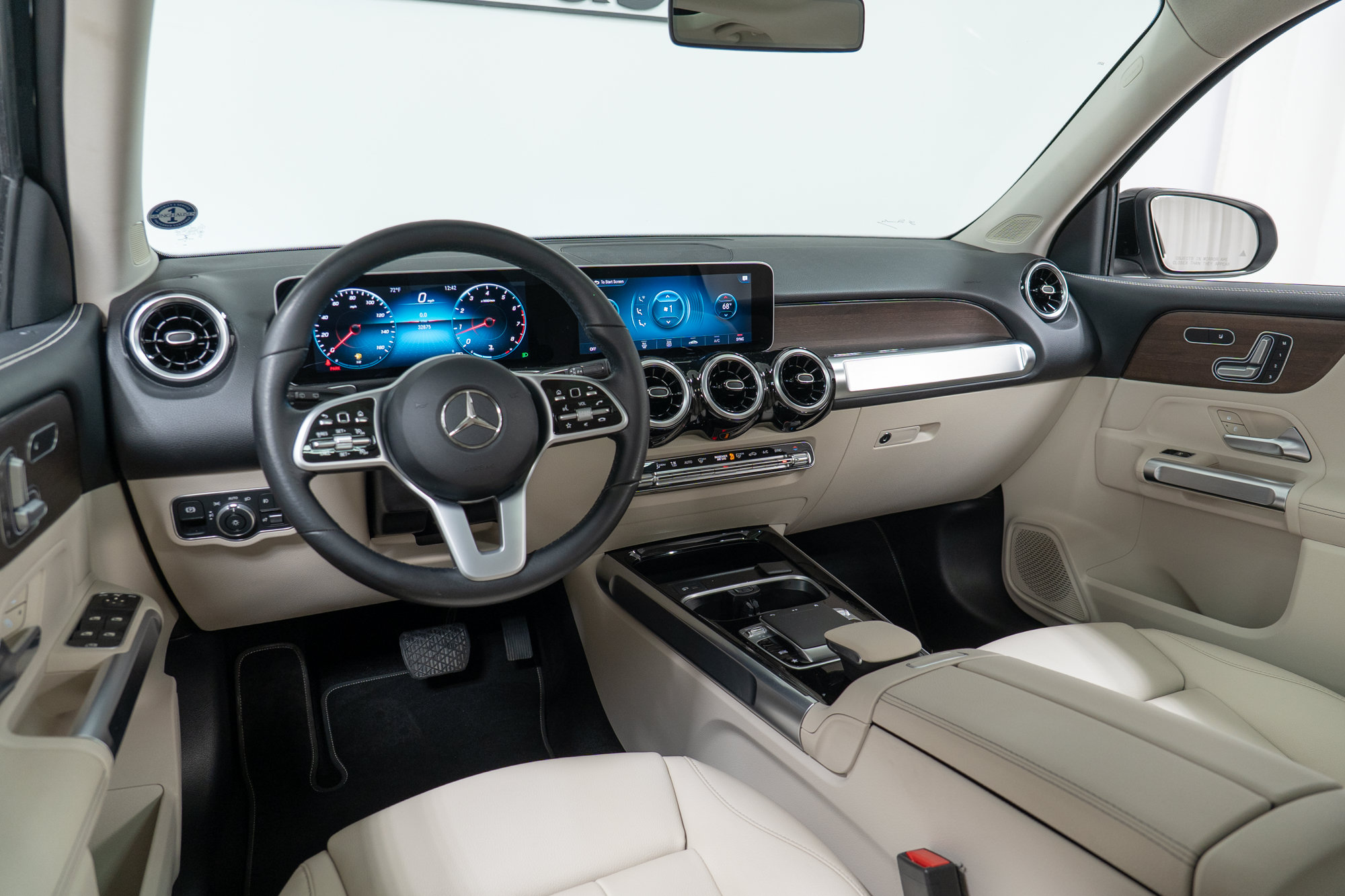 Certified 2020 Mercedes-Benz GLB 250 4MATIC image 16