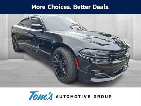 Used 2015 Dodge Charger SXT w/ AWD Plus Group image 1