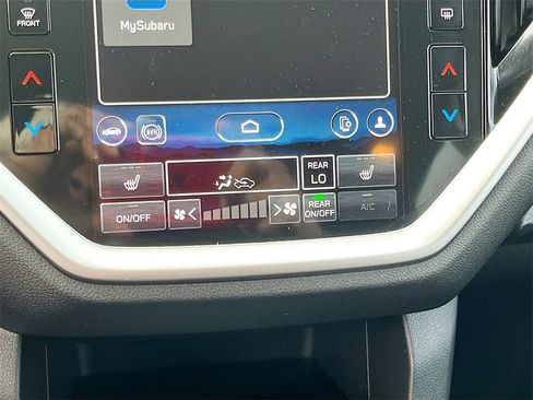 Used 2023 Subaru Ascent Premium w/ Convenience Package image 16