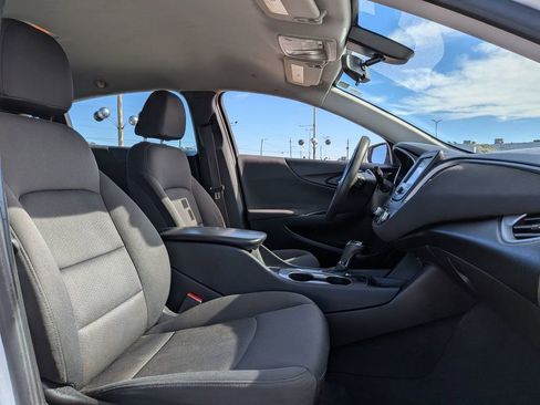 Used 2018 Chevrolet Malibu LS w/ LPO, Convenience Package 1 image 31