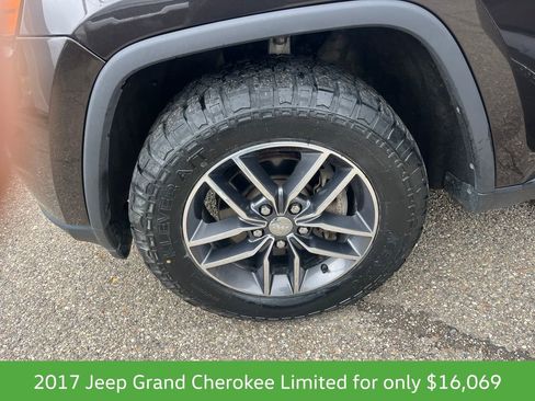 Used 2017 Jeep Grand Cherokee Limited AWD/4WD image 27