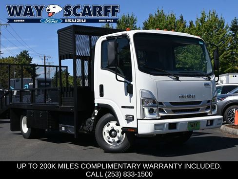 New 2024 Isuzu NPR image 1