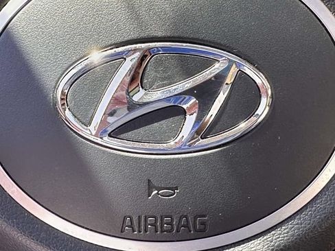 Used 2024 Hyundai Tucson Limited AWD/4WD image 30