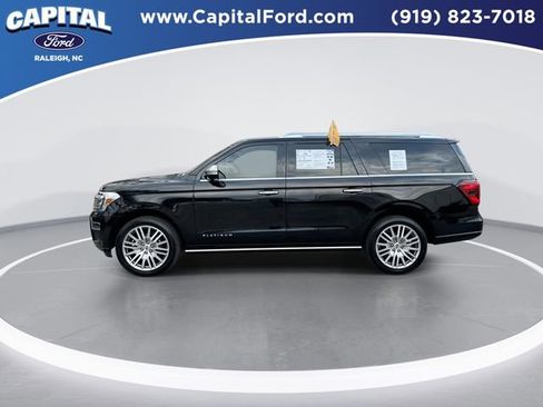 Certified 2023 Ford Expedition Max Platinum image 5
