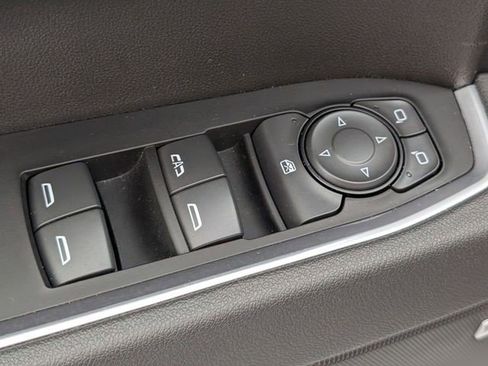 Certified 2025 Chevrolet Silverado 1500 RST w/ Convenience Package II image 11