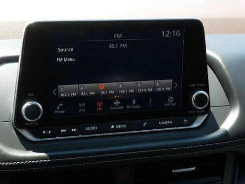 Certified 2023 Nissan Rogue SV AWD/4WD image 17
