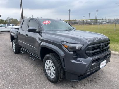 New 2025 Toyota Tacoma SR5