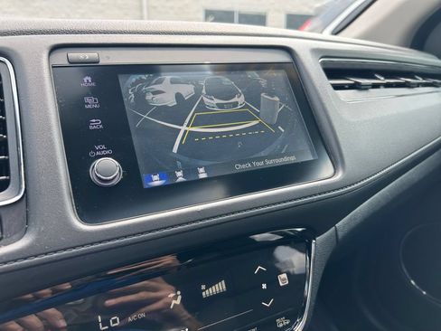 Used 2019 Honda HR-V EX image 25