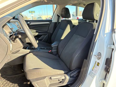 Used 2019 Volkswagen Jetta S w/ Driver Assistance Package image 19