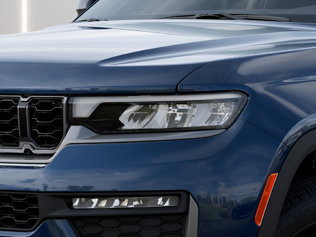 New 2027 Jeep Grand Cherokee Limited AWD/4WD image 11