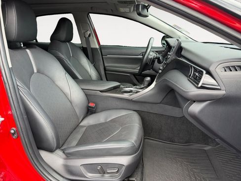 Used 2021 Toyota Camry XSE w/ Navigation Package FWD image 24