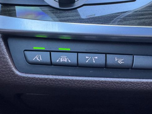 Used 2016 BMW 550i xDrive Sedan image 30