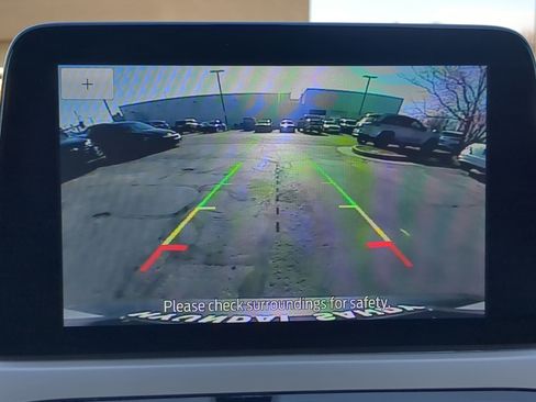 Used 2020 Ford Escape SE Sport image 23