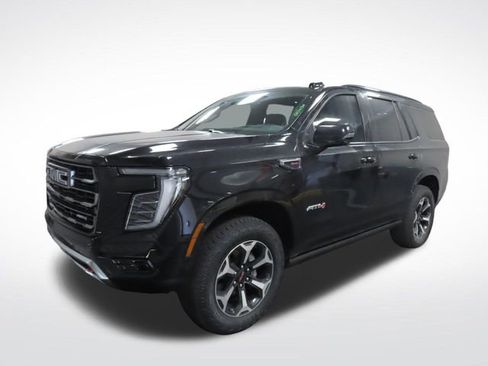 Used 2025 GMC Yukon AT4 w/ AT4 Premium Package image 1