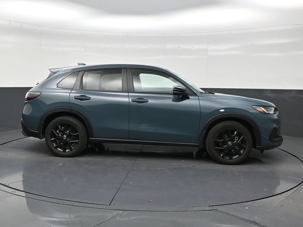 Used 2025 Honda HR-V Sport image 6