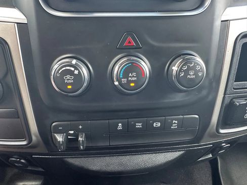 Used 2017 RAM 2500 SLT image 25