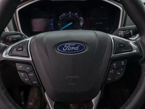 Used 2020 Ford Fusion SEL FWD image 24