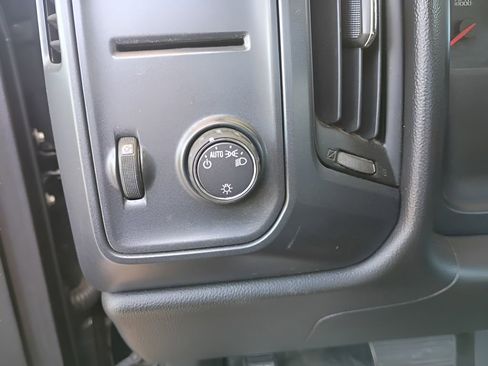 Used 2017 Chevrolet Silverado 1500 W/T image 24