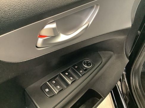 Certified 2023 Kia Forte LXS FWD image 20