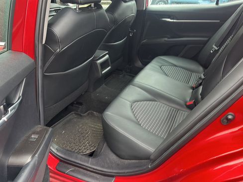 Certified 2021 Toyota Camry SE image 13