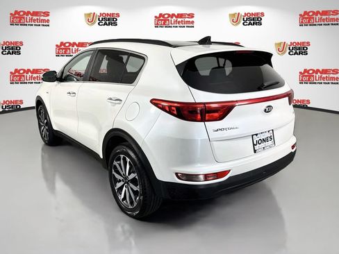 Used 2019 Kia Sportage EX w/ EX Premium Package AWD/4WD image 2