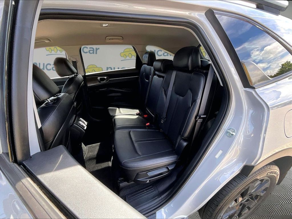 Used 2022 Kia Sorento S AWD/4WD image 15