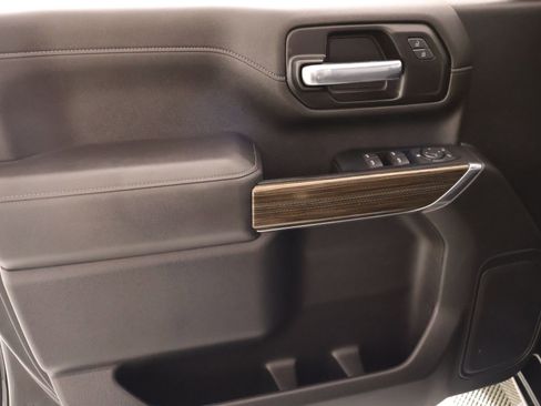 Used 2022 Chevrolet Silverado 2500 LT w/ Convenience Package image 15