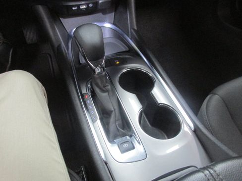 Used 2025 Chevrolet Malibu LT FWD image 33