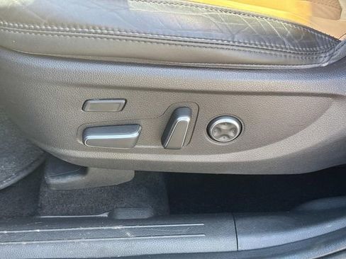 Used 2023 Hyundai Santa Fe Calligraphy image 23