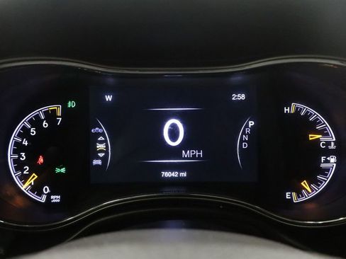 Certified 2021 Jeep Grand Cherokee Laredo X image 20