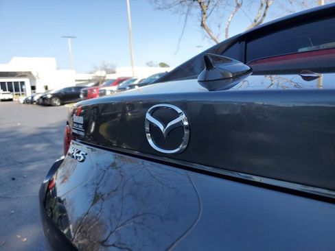 Used 2022 MAZDA MX-5 Miata RF Grand Touring image 6