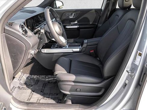 New 2026 Mercedes-Benz GLB 250 4MATIC image 12