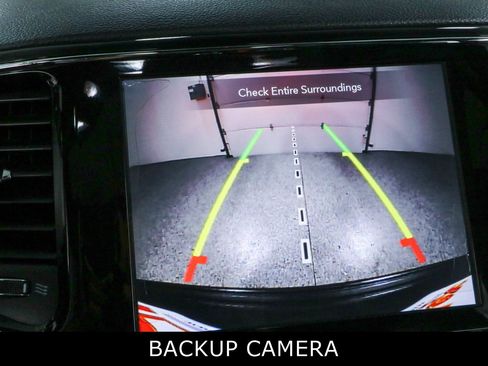 Used 2021 Jeep Grand Cherokee Laredo X RWD image 19
