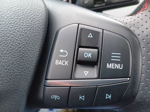 Used 2024 Ford Escape ST-Line AWD/4WD image 7