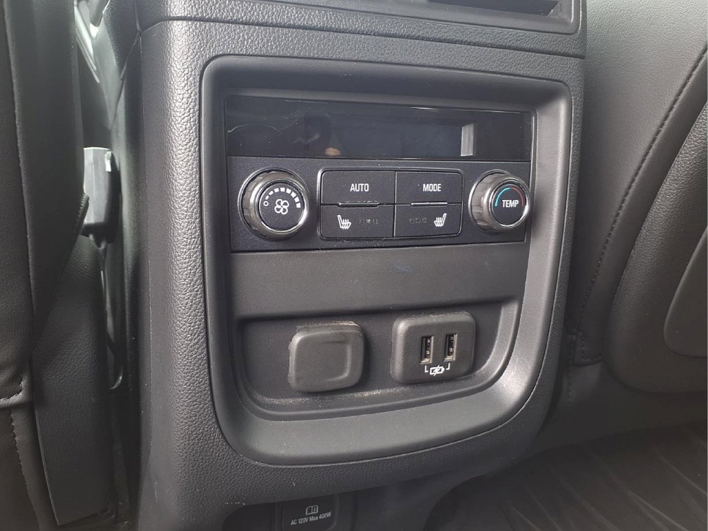 Used 2020 Buick Envision Premium AWD/4WD image 22