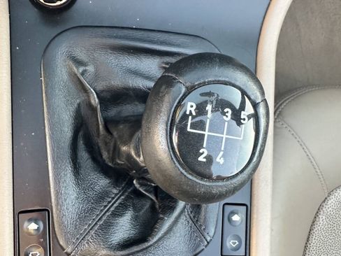 Used 1998 BMW Z3 2.8 RWD image 7