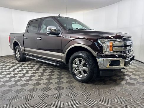Used 2020 Ford F150 Lariat image 2