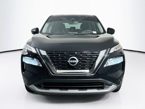 Used 2023 Nissan Rogue SV FWD image 2
