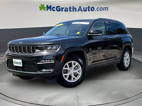 Used 2023 Jeep Grand Cherokee Limited AWD/4WD image 3