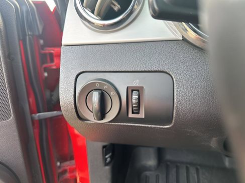 Used 2007 Ford Mustang Premium image 19